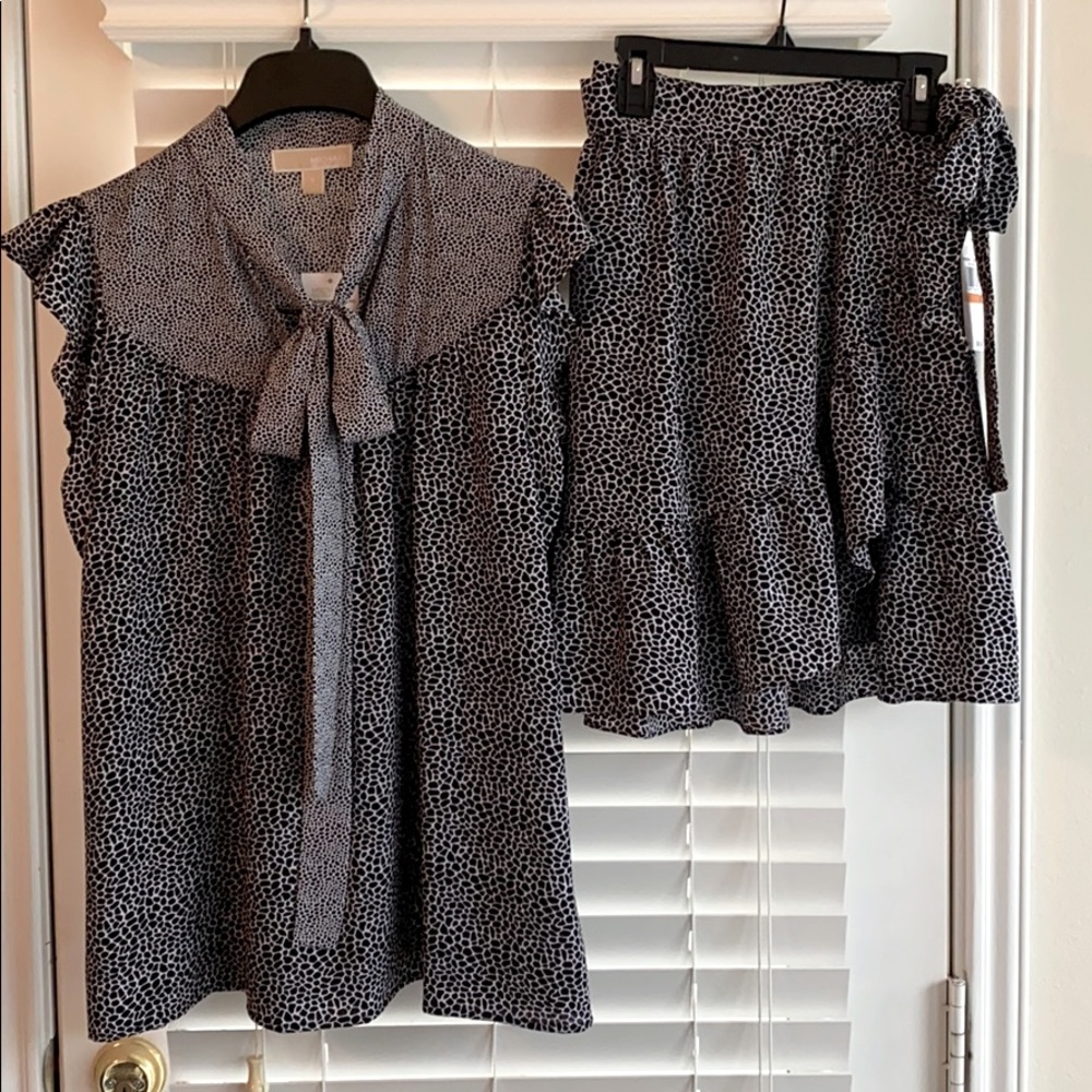 MICHAEL Michael Kors Black/White Skirt and Blouse